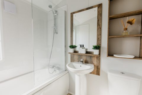 Park home rental with pool Hornsea